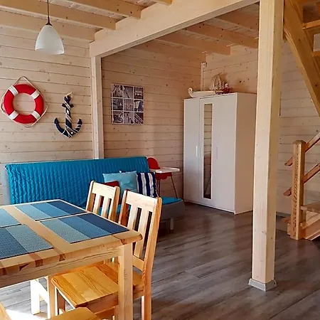 Orman Evi Z Klimatem Junoszyno